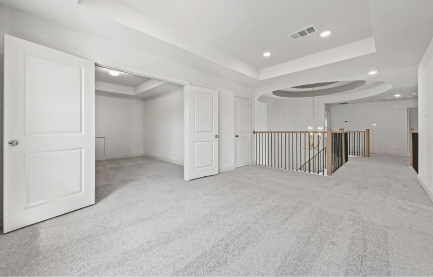 Westin 60 . 7102 Rustic Forest Dr . Upstairs 2