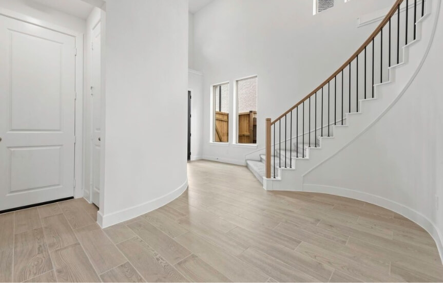 Westin 40 . 7815 Clover Gully Ln . Entry 2