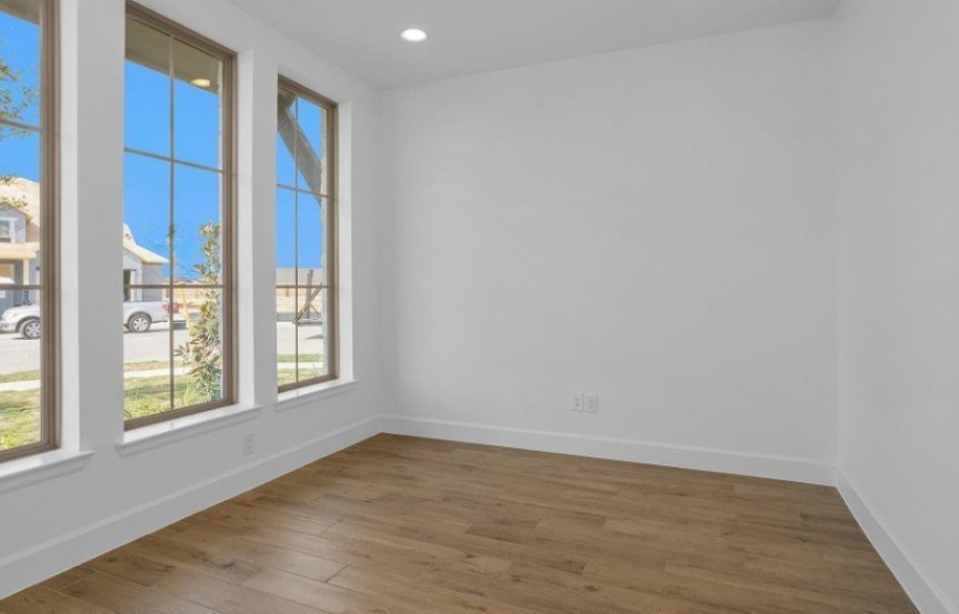 Perry 55 7230 Glade Bush Drive Study