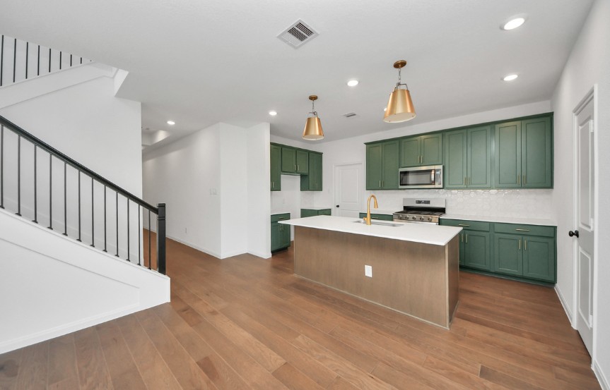 Brookfield 50 7731 Clover Gully Lane Kitchen 7