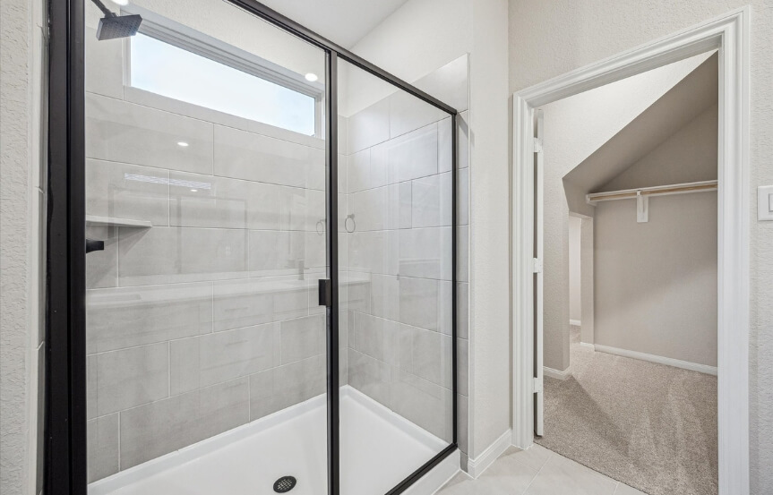 BR 45 22730 Norcrest Hills Primary Bath 2 (1)