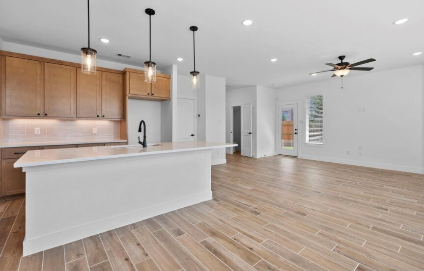 CC 7619 Meadow Mouse Lane Interior 2