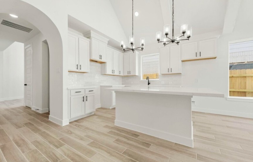 Westin 40 24946 Vervain Meadow Trail Kitchen 1