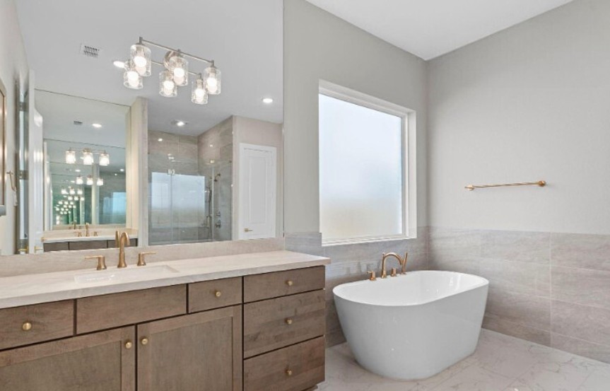 Newmark 70 7122 Sadie Highland Drive Primary Ensuite 1