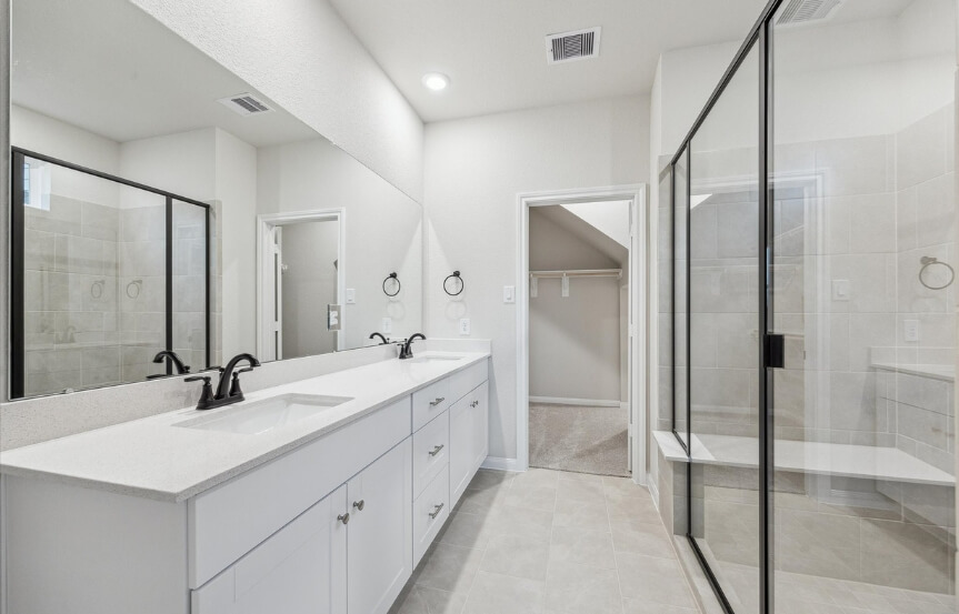 BR 45 22706 Norcrest Hills Primary Bath 1 (1)