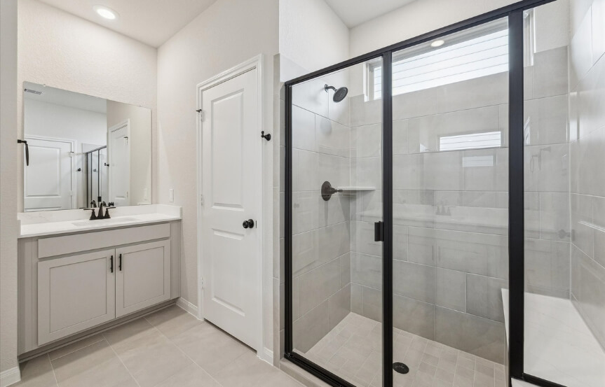 Brookfield 40AL 6407 Prospect Oaks Pkwy, Bath2 (1)