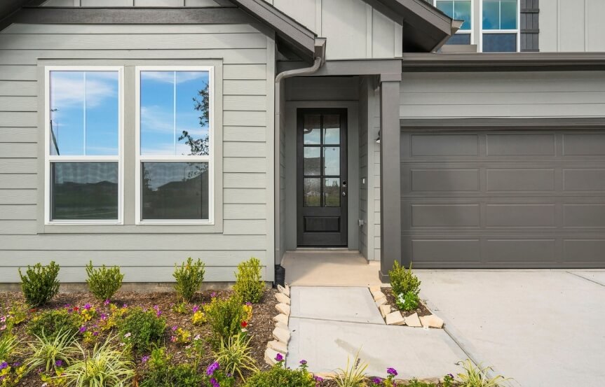 Brookfield 45 . 6407 Haltwhistle Ln . Front Door