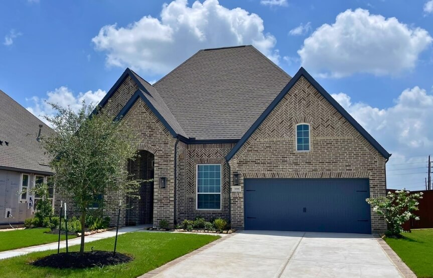 Chesmar 60 7006 Quaker Meadows Dr Exterior