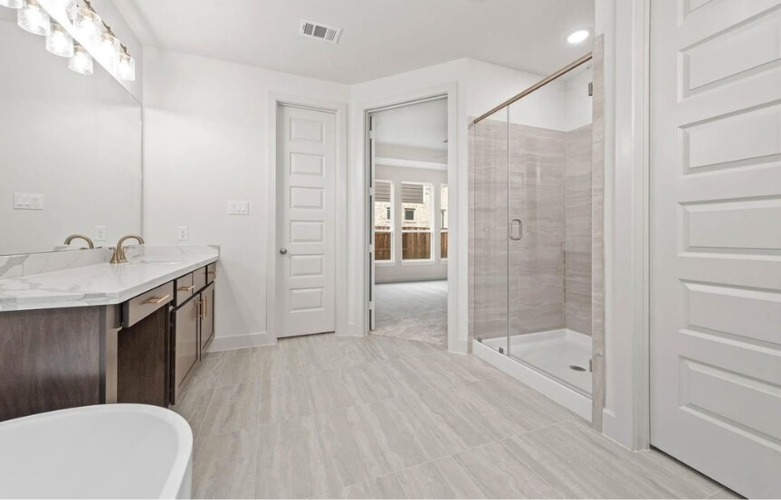 Westin 40 . 7806 Clover Gully Ln . Primary Bath 2