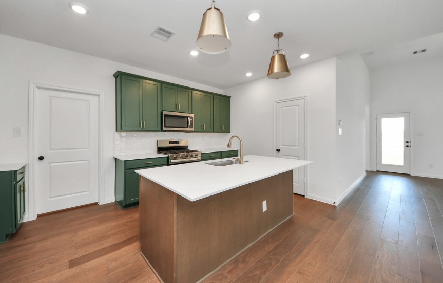 Brookfield 50 7731 Clover Gully Lane Kitchen 2