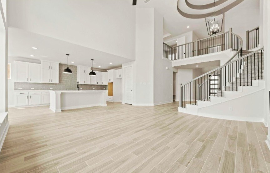 Westin 60 25219 Aster Hills Lane Living 2