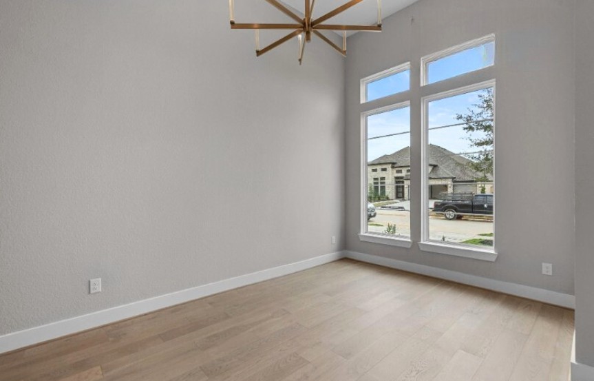 Newmark 70 7122 Sadie Highland Drive Dining