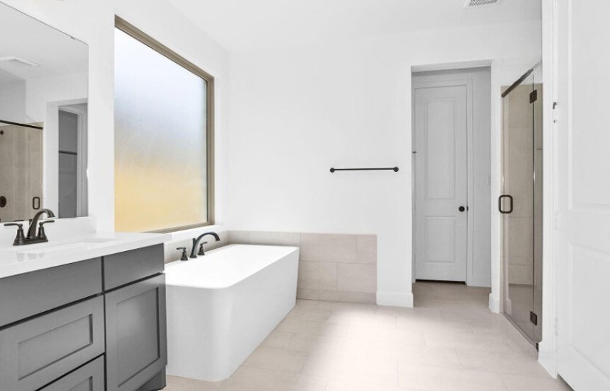 Perry 55 7230 Glade Bush Drive Primary Ensuite