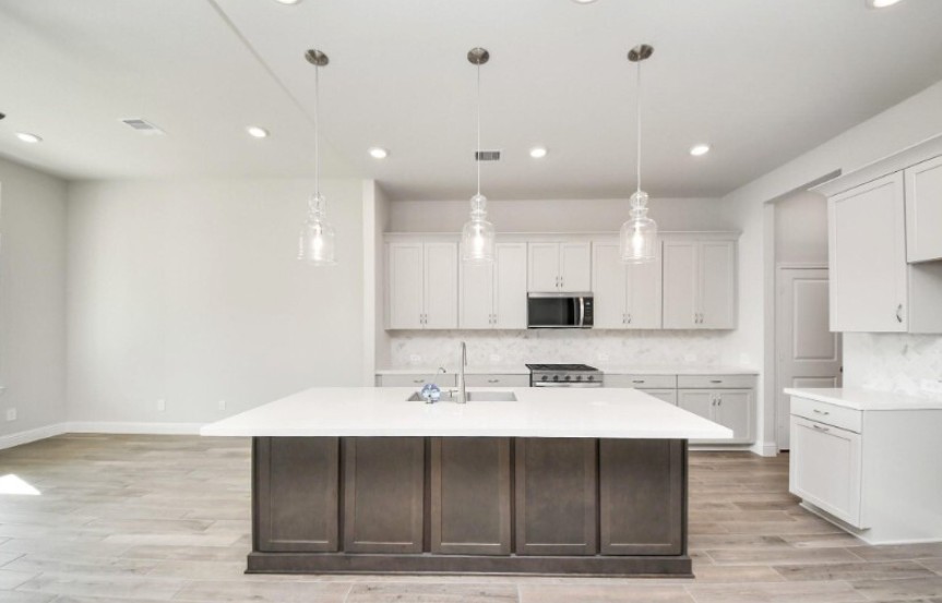 Beazer 7610 Cattail Shallows Lane Kitchen 5