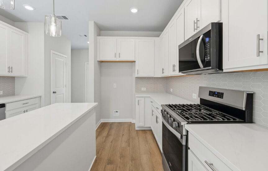 Brookfield AL . 22731 Norcrest Hills Dr . Kitchen 3