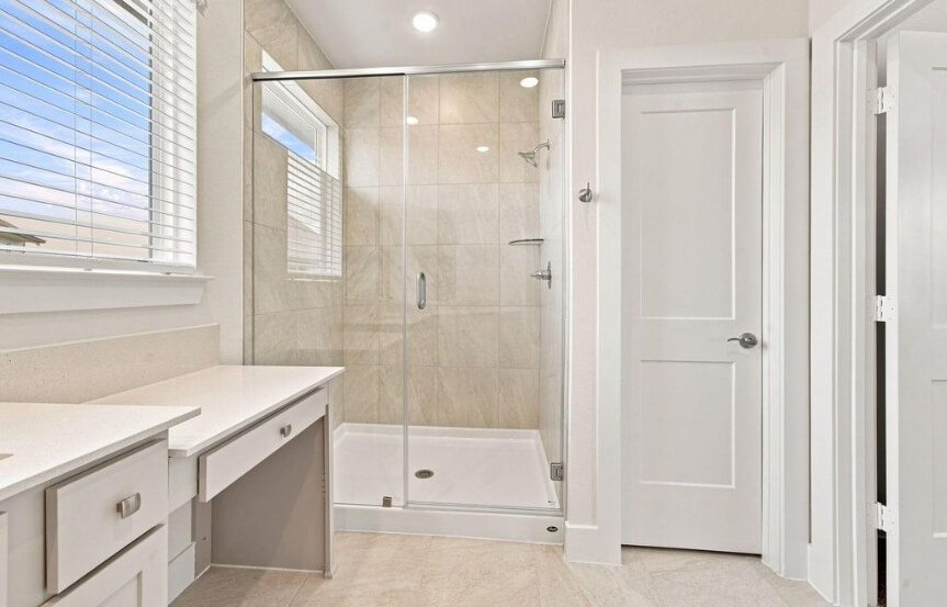 CC . 7627 Swooping Swallow Ln . Primary Bath 2