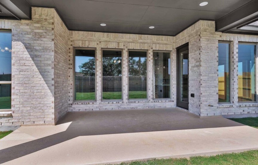 Perry 55 7210 Prairie Rye Drive Patio