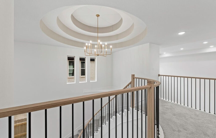 Westin 40 . 7815 Clover Gully Ln. Upstairs