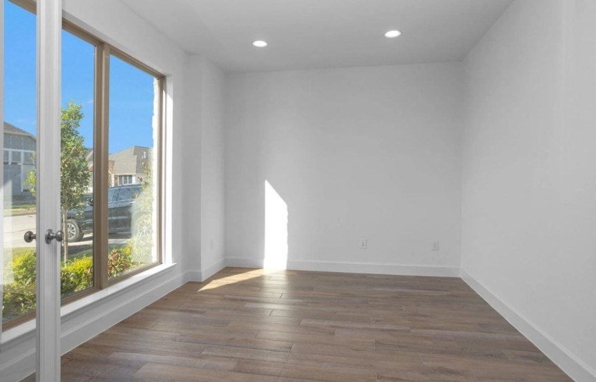 Perry 65 25306 Golden Tallgrass Drive Office