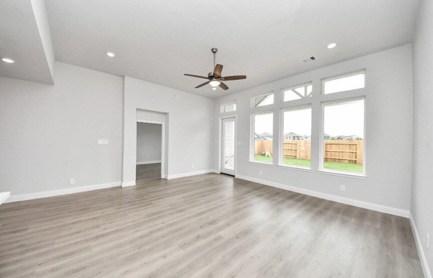 Beazer 7706 Cattail Shallows Lane Living