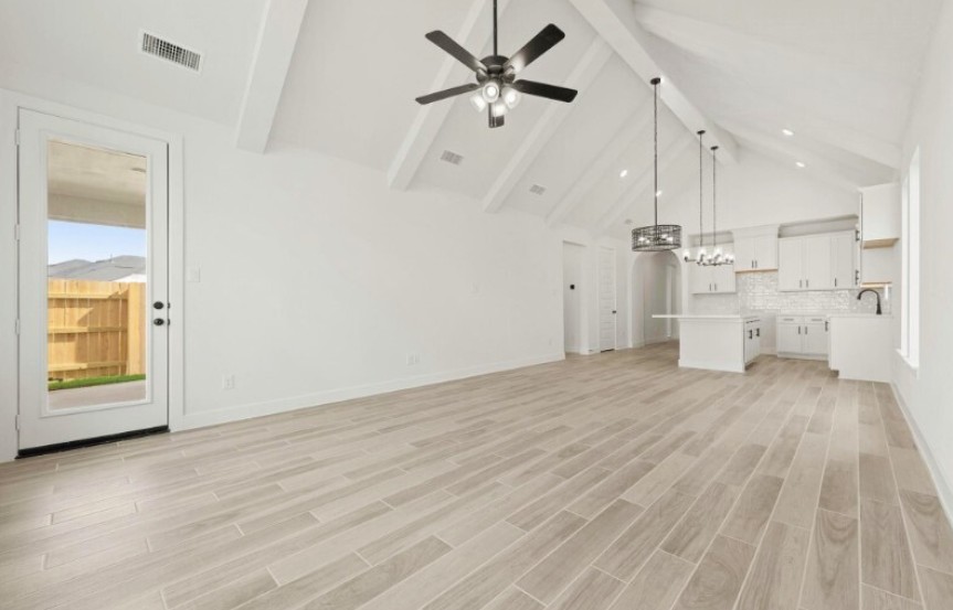 Westin 40 24946 Vervain Meadow Trail Living 2