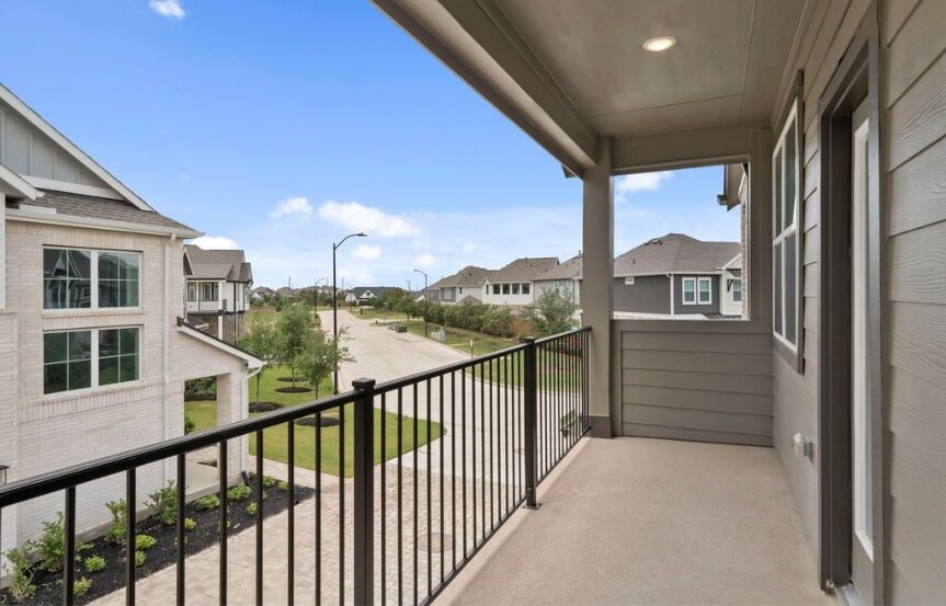 CC 7606 Meadow Mouse Ln Balcony
