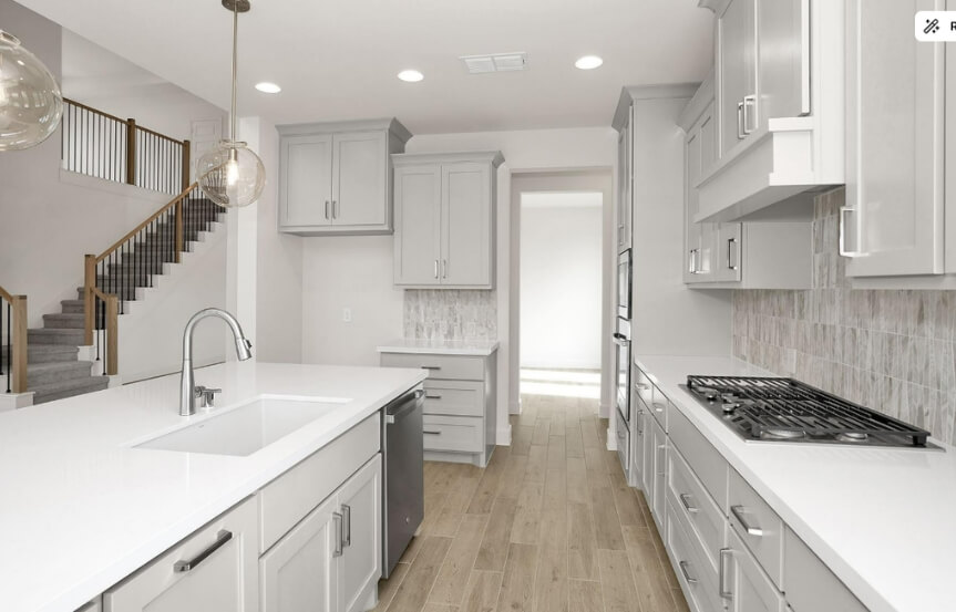 Perry 55 25015 Wilderness Haven Ln Kitchen 2 (1)