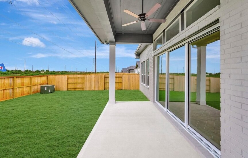 David Weekley 45 6403 Haltwhistle Ln Patio