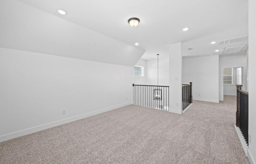 Chesmar 60 7002 Quaker Meadows Dr Upstairs