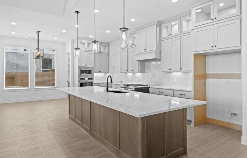 Chesmar 60 7006 Quaker Meadows Dr Kitchen 3