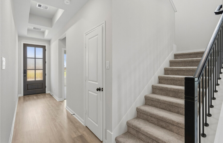 Brookfield 45 . 6419 Haltwhistle Ln . Entry Stairs