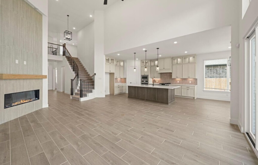 Chesmar 60 7107 Rustic Forest Dr Interior 2