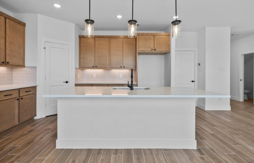 CC 7619 Meadow Mouse Lane Kitchen