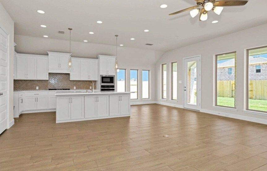 Perry 55 7226 Bush Glade Drive Kitchen 1