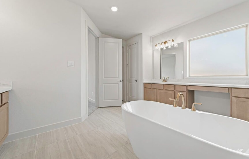Westin 60 . 7102 Rustic Forest Dr . Primary Bath 2