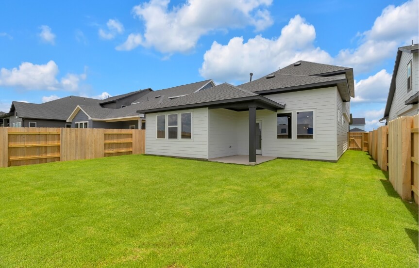 BR45 6415 Haltwhistle Lane, Backyard (1)