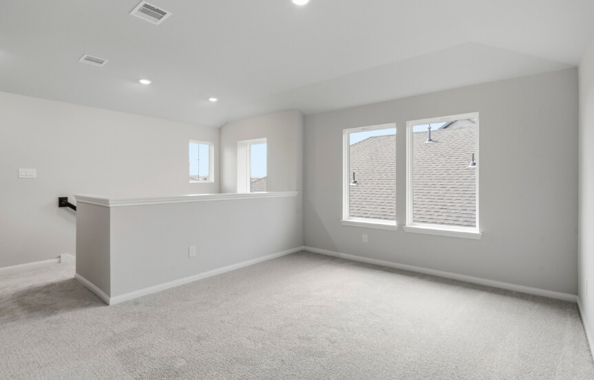Brookfield 45 . 6407 Haltwhistle Ln . Upstairs