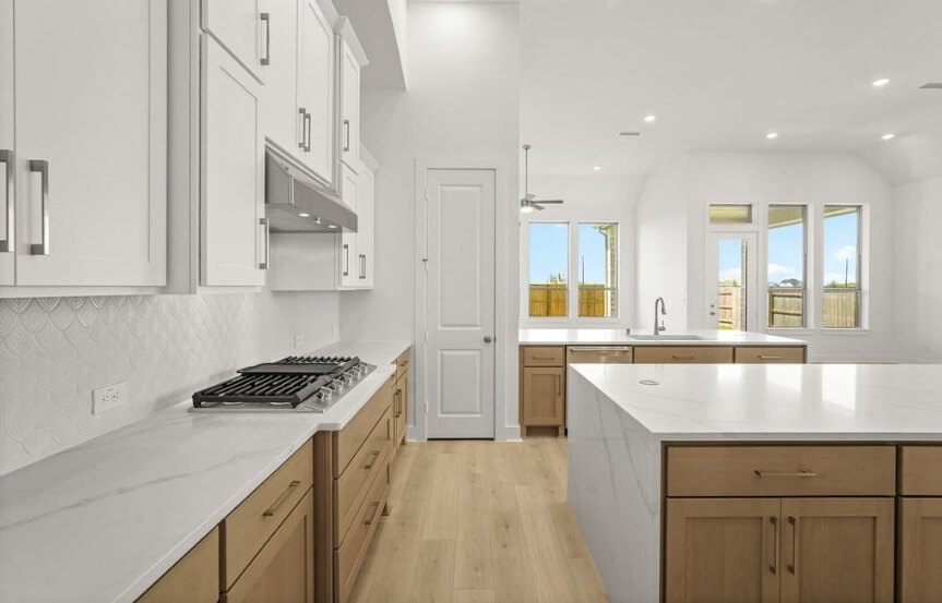 Highland 65 7139 Rustic Forest, Kitchen3 (1)