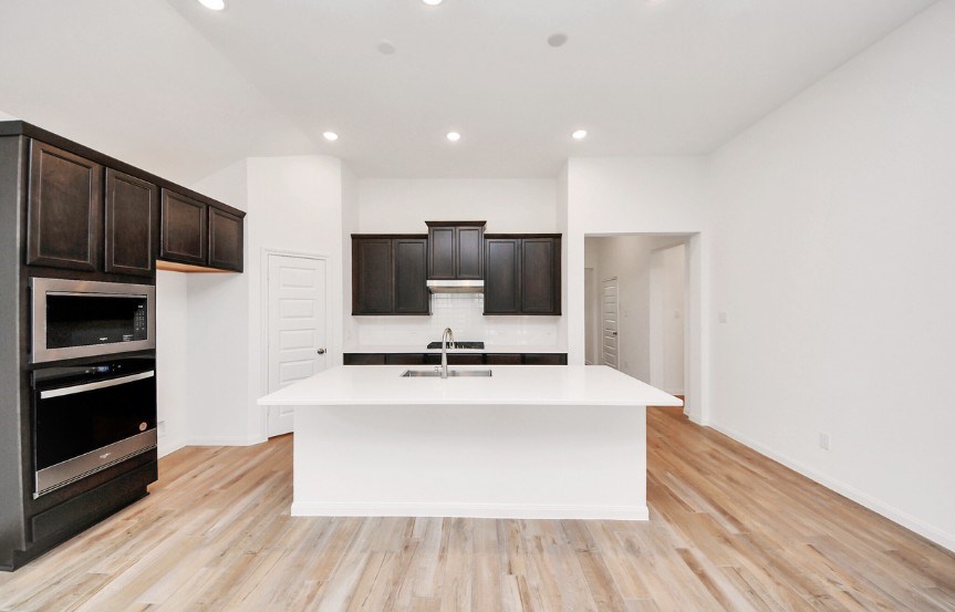 Brookfield 50 24910 Water Birch Way Kitchen 2