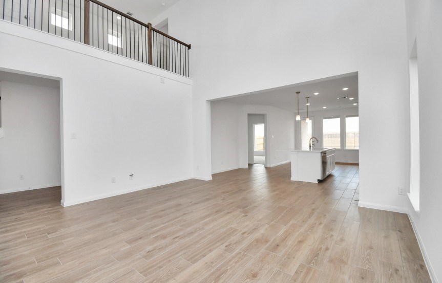 Brookfield 40 7823 Clover Gully Lane Great Room 2