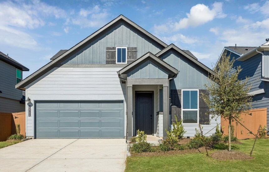 BR45 22706 Norcrest Hills Dr, Ext (1)