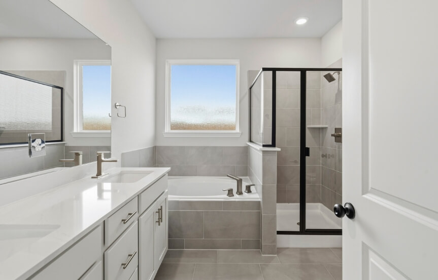 Brookfield AL . 22735 Norcrest Hills Dr . Primary Bath