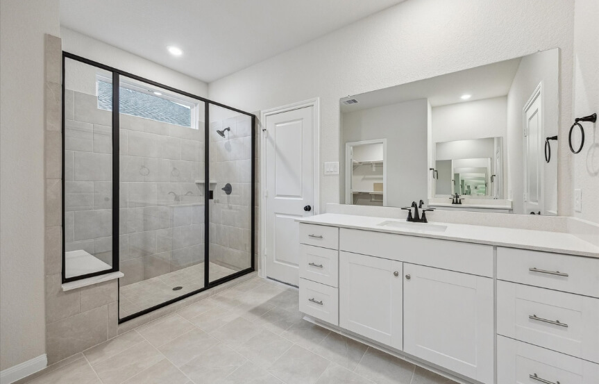 BR 45 22734 Norcrest Hills Primary Bath 1 (1)