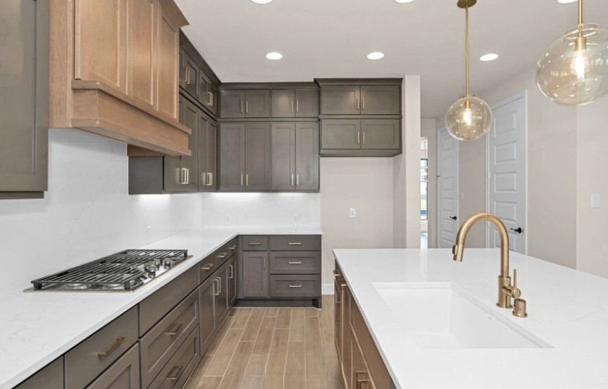 Perry 65 7106 Quaker Meadows Drive Kitchen 2