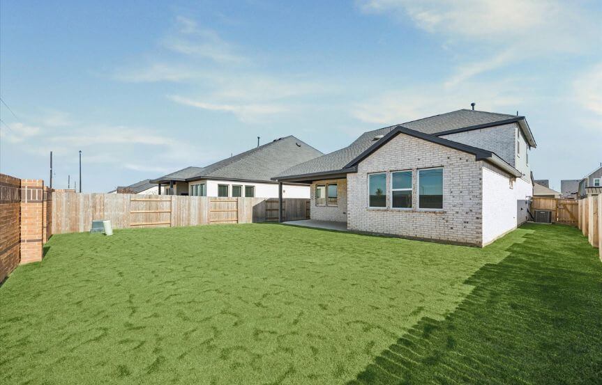 50 BR 7731 Clover Gully Backyard (1)