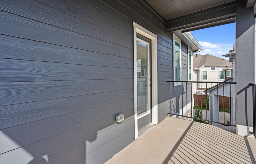 CC 7619 Meadow Mouse Lane Balcony