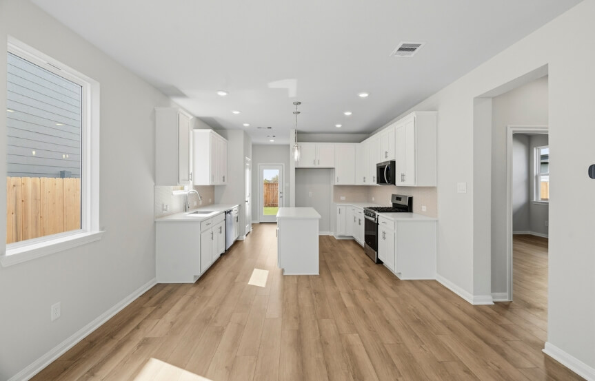Brookfield AL . 22731 Norcrest Hills Dr . Kitchen