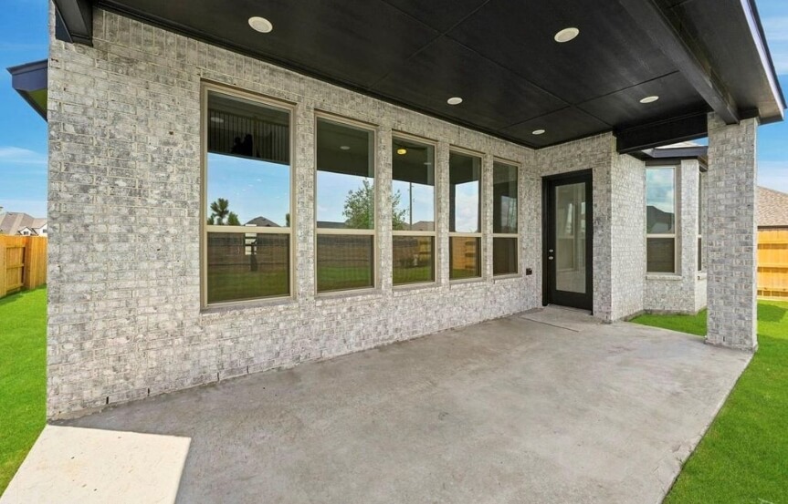 Highland 55 . 25010 Wilderness Haven Ln . Patio