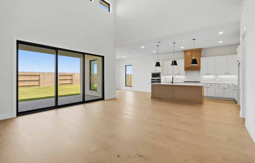 Brookfield 60 . 25010 Prairie Breeze Dr . Interior