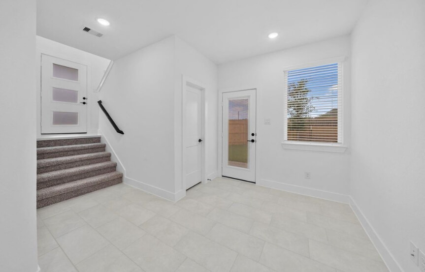 CC . 24019 Breezy Bank . Entry